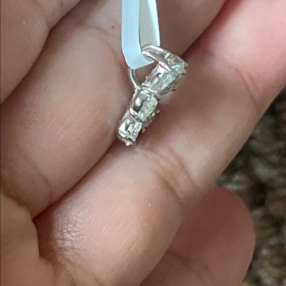 NWT Elegant 925 Silver Flower Pendant D Color Moissanite Diamond - Picture 10 of 10